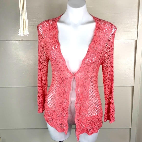 Victoria’s Secret Knit Pink Bell Sleeve Blouse knit - Picture 4 of 13